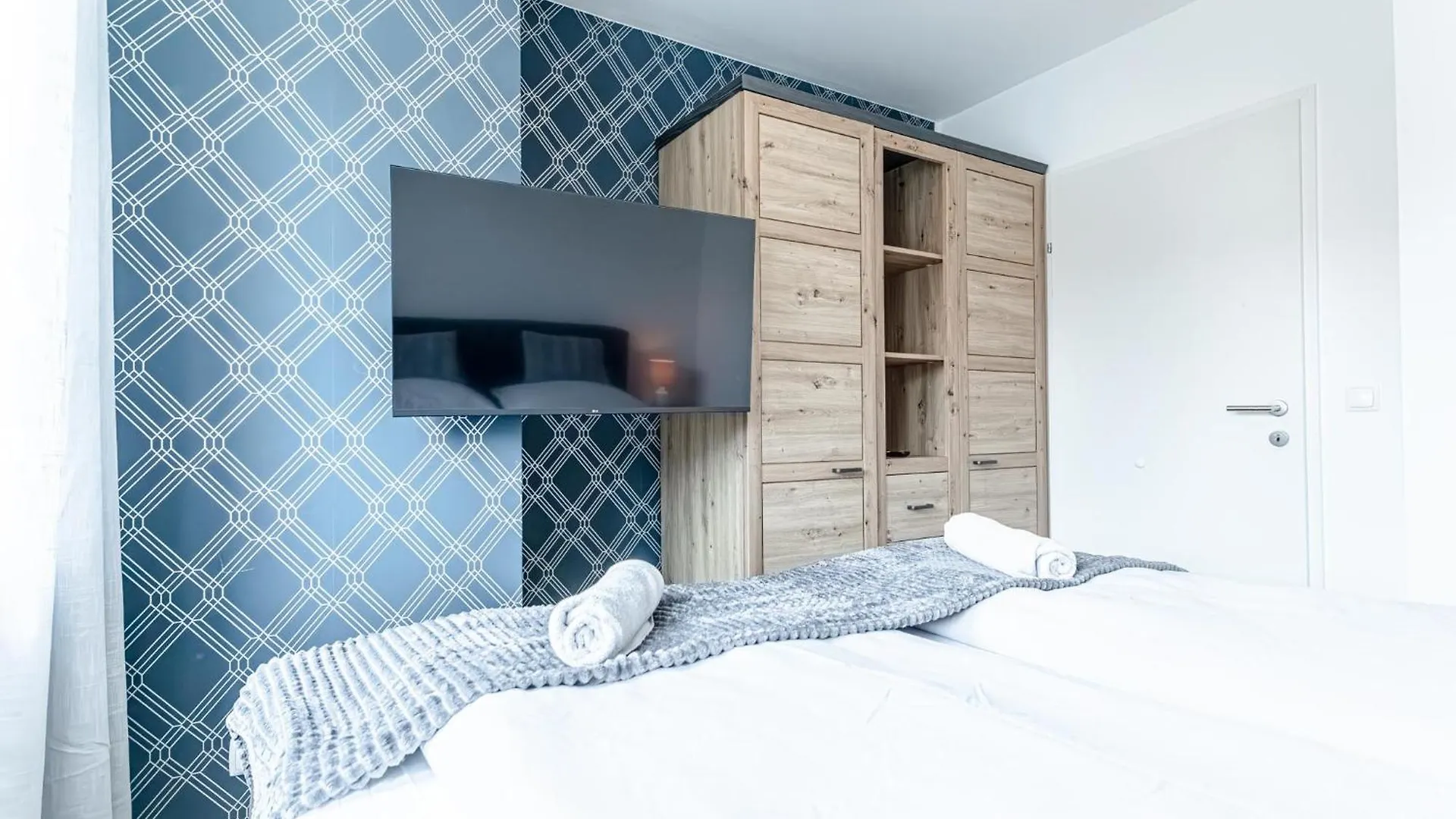 Trendy - Modern 1Br & 1Lr Apartment In Vienna Center 0*,