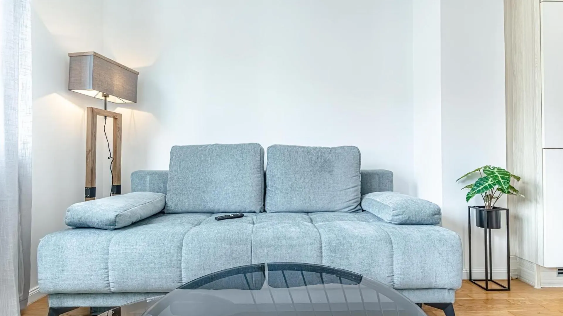 Trendy - Modern 1Br & 1Lr Apartment In Vienna Center 0*,